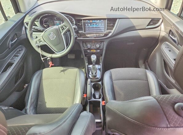 KL4CJASB9JB573929 2018 BUICK ENCORE Black Вид панелі приладів