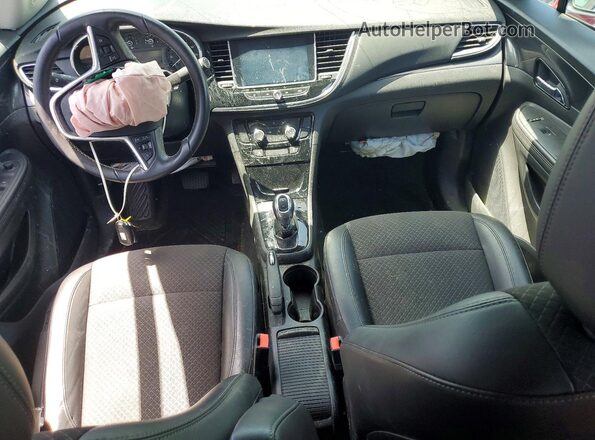 KL4CJASB9JB667891 2018 BUICK ENCORE Red Widok deski rozdzielczej