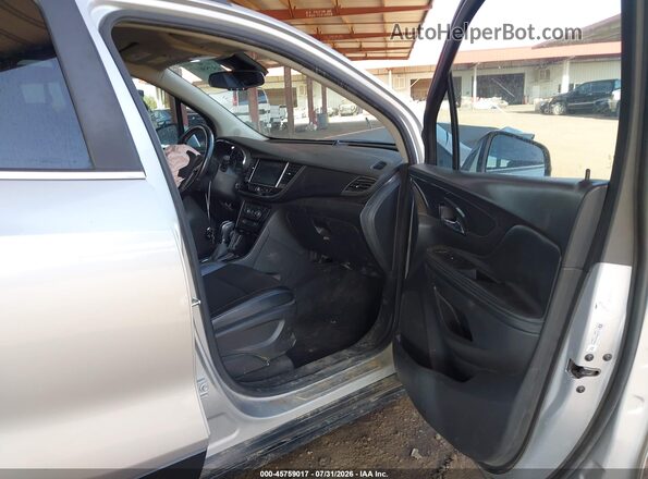 KL4CJASB9KB740078 2019 BUICK ENCORE Серебряный Вид салона спереди
