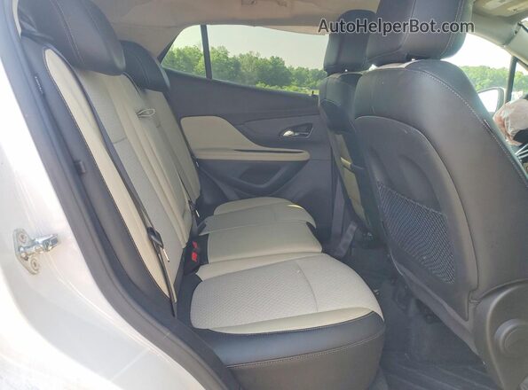 KL4CJASB9LB342077 2020 BUICK ENCORE White Вид задньої частини салону