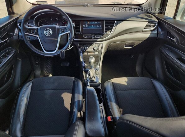 KL4CJASB9LB347540 2020 BUICK ENCORE White Widok deski rozdzielczej
