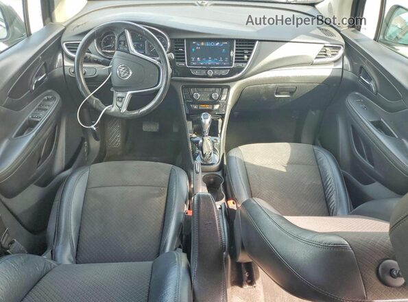 KL4CJASBXHB119697 2017 BUICK ENCORE Серый Вид панели приборов