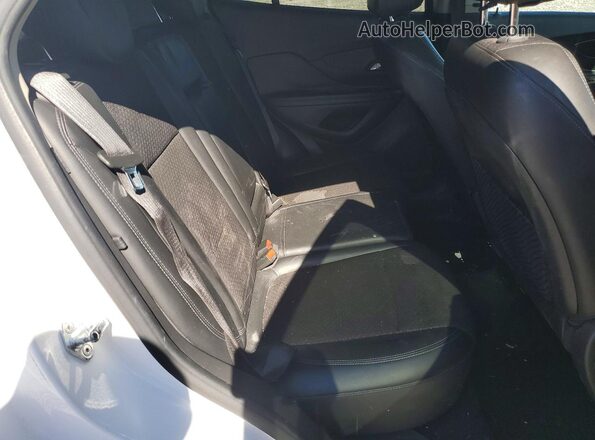 KL4CJASBXKB772022 2019 BUICK ENCORE Белый Вид задних сидений