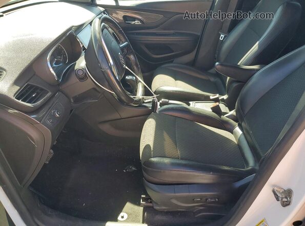 KL4CJASBXKB772022 2019 BUICK ENCORE Белый Вид салона спереди