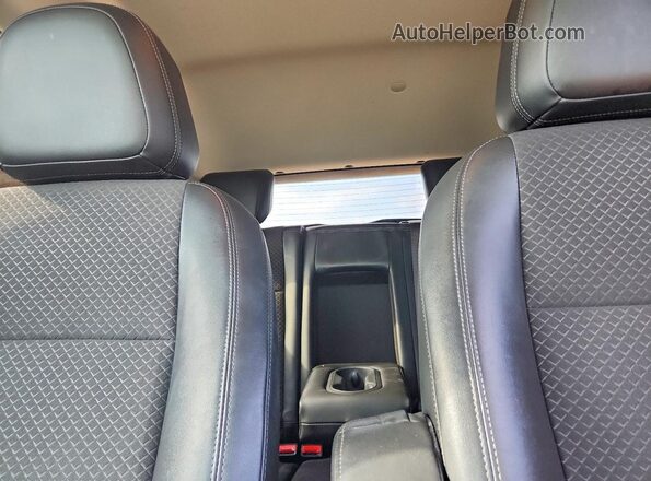 KL4CJASBXKB886697 2019 BUICK ENCORE White Widok tylnych siedzeń