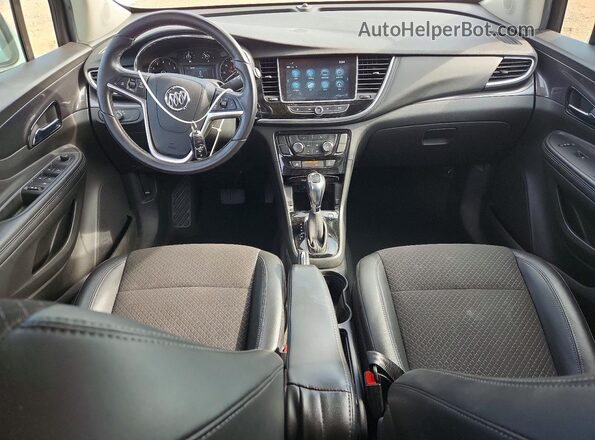 KL4CJASBXKB886697 2019 BUICK ENCORE White Widok deski rozdzielczej