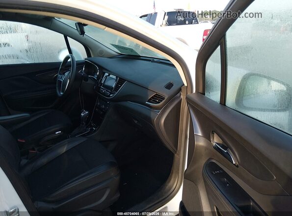 KL4CJASM0NB518132 2022 BUICK ENCORE White Front interior view