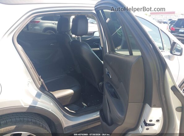 KL4CJASM3NB505911 2022 BUICK ENCORE Silver VIN კოდის სტიკერის ხედი