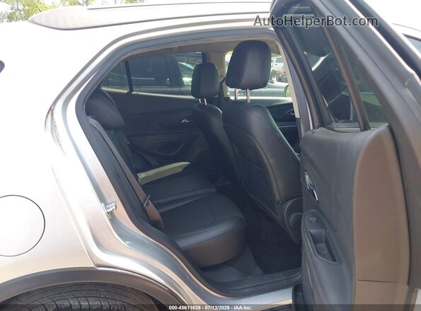 KL4CJBSB9HB092577 2017 BUICK ENCORE White VIN კოდის სტიკერის ხედი