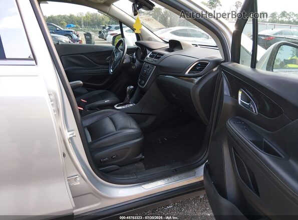 KL4CJCSB0GB633262 2016 BUICK ENCORE Серебряный Вид салона спереди