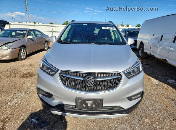 KL4CJCSB0JB569778 2018 BUICK ENCORE Silver Вид спереду