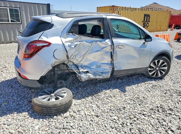 KL4CJCSB0JB642860 2018 BUICK ENCORE Silver Trasero derecho