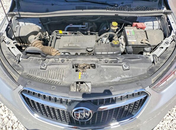 KL4CJCSB0JB642860 2018 BUICK ENCORE Silver Vista del compartimento del motor