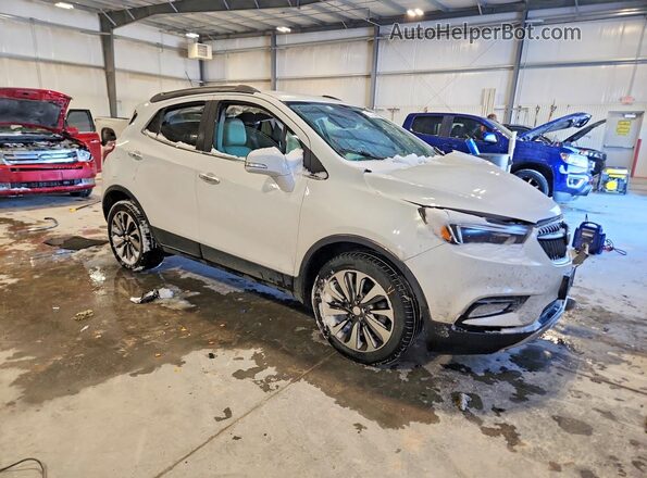 KL4CJCSB6JB674907 2018 BUICK ENCORE White Front right