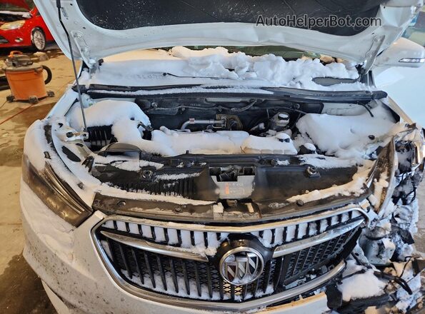 KL4CJCSB6JB674907 2018 BUICK ENCORE White Engine compartment view
