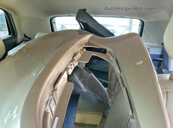 KL4CJCSB7JB709440 2018 BUICK ENCORE Tan Widok tylnych siedzeń