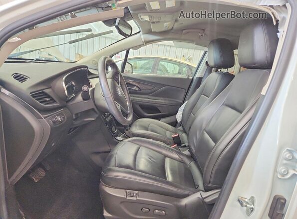 KL4CJCSBXHB241133 2017 BUICK ENCORE White Front interior view