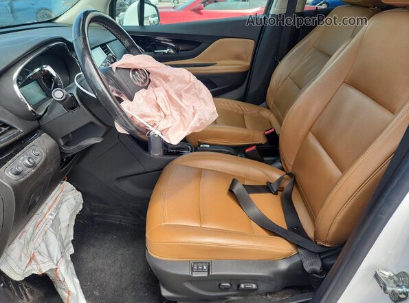 KL4CJCSM0KB745716 2019 BUICK ENCORE Белый Вид салона спереди