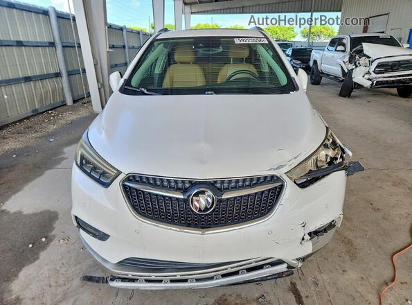 KL4CJDSB8HB062076 2017 BUICK ENCORE White Вид спереду