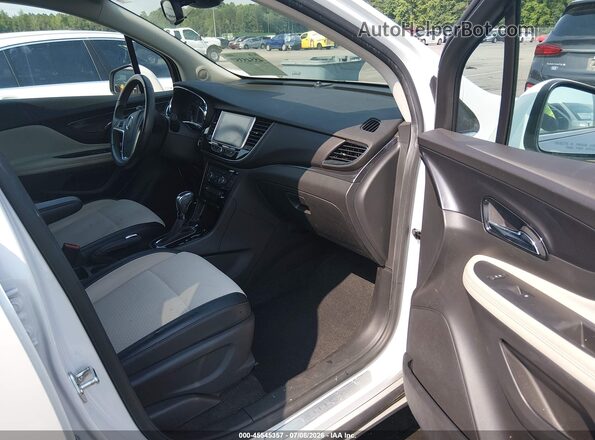 KL4CJESB3KB723929 2019 BUICK ENCORE White Вид салону спереду