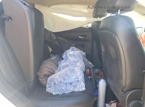KL4CJESB4KB724023 2019 BUICK ENCORE White Vista interior trasera