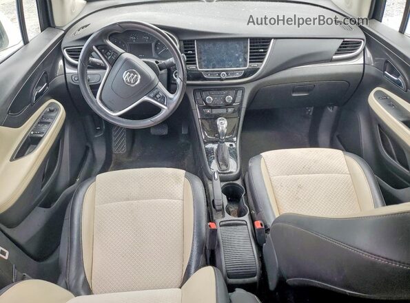 KL4CJESB5JB508566 2018 BUICK ENCORE White Առջևի վահանակի տեսք