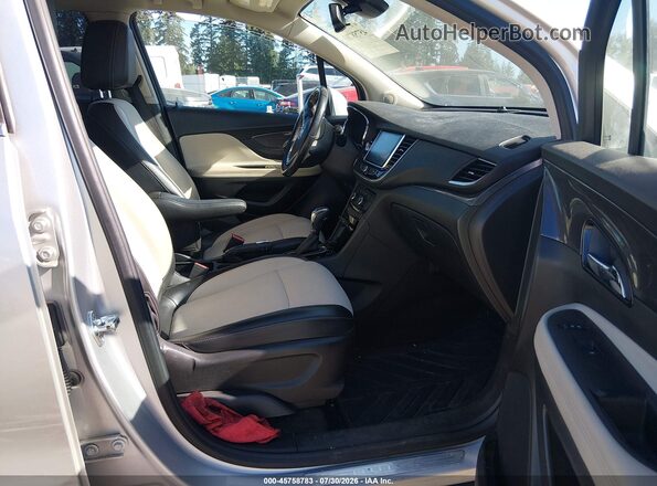 KL4CJESB7JB686477 2018 BUICK ENCORE Silver Front interior view