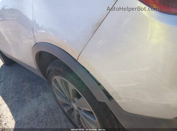 KL4CJESB7JB686477 2018 BUICK ENCORE Silver 