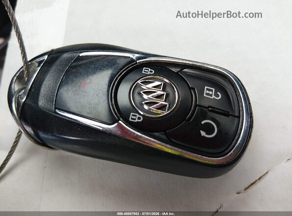KL4CJESB7JB723012 2018 BUICK ENCORE Silver Dashboard view