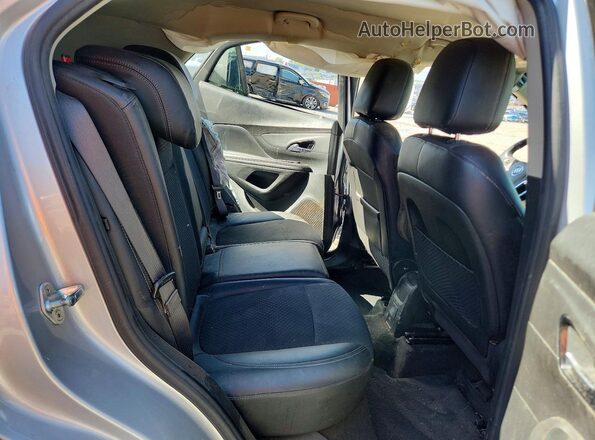 KL4CJESM1MB363192 2021 BUICK ENCORE Серебряный Вид задней части салона