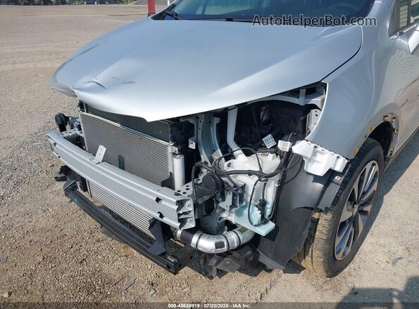 KL4CJESM2NB555612 2022 BUICK ENCORE Серебряный Вид спереди