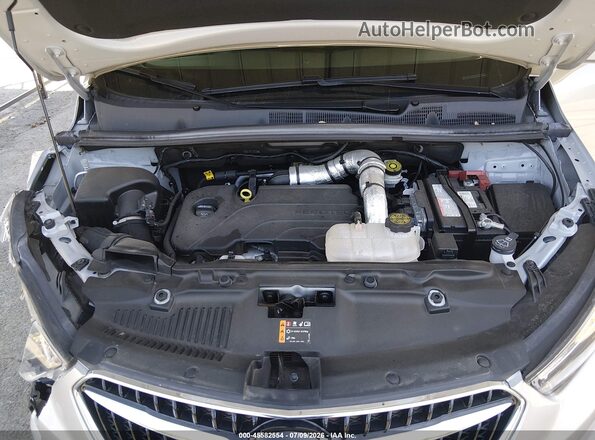 KL4CJESM5NB520918 2022 BUICK ENCORE Silver Вид ззаду