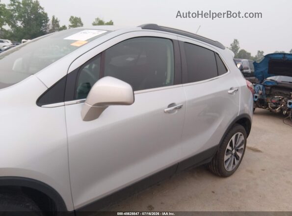 KL4CJESM6NB555273 2022 BUICK ENCORE Silver Widok wnętrza 360 stopni