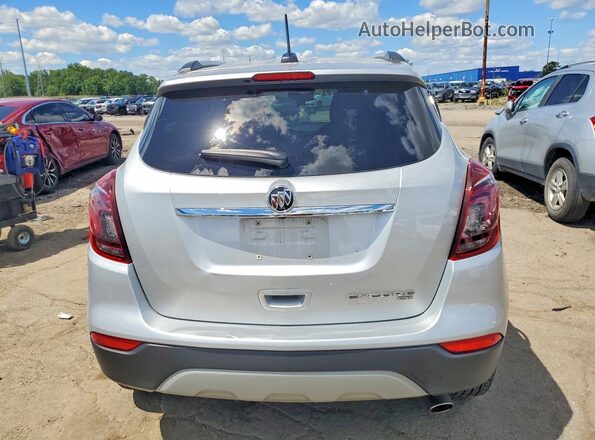 KL4CJESM9NB537639 2022 BUICK ENCORE Silver Widok z tyłu