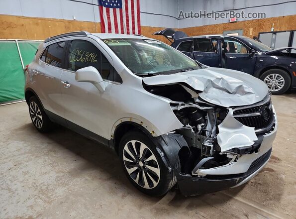 KL4CJESM9NB538113 2022 BUICK ENCORE Серебряный Передняя правая четверть