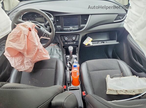KL4CJESM9NB569765 2022 BUICK ENCORE Silver Вид панелі приладів