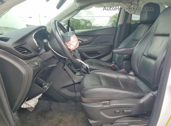 KL4CJGSB6JB554032 2018 BUICK ENCORE Белый Вид салона спереди