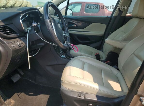 KL4CJGSB7JB579263 2018 BUICK ENCORE Желто-коричневый Вид салона спереди