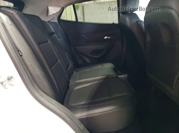 KL4CJGSM2KB728164 2019 BUICK ENCORE White Widok wnętrza z tyłu