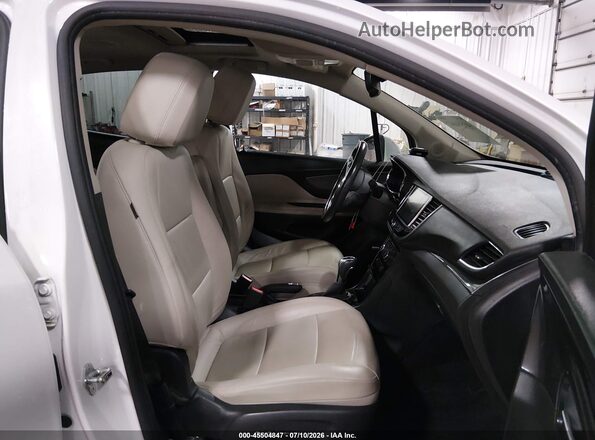 KL4CJHSB3JB661643 2018 BUICK ENCORE White Սալոնի դիմացի տեսք