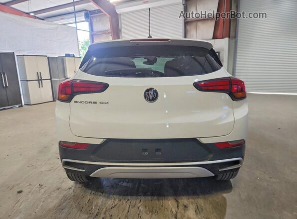 KL4MMBS20PB053824 2023 BUICK ENCORE White Widok z tyłu