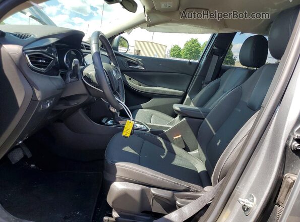 KL4MMBS22PB022459 2023 BUICK ENCORE Silver Widok wnętrza z przodu