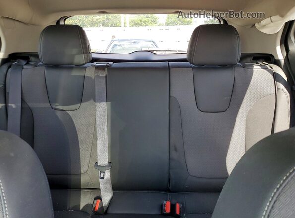 KL4MMBS22PB022459 2023 BUICK ENCORE Silver Widok tylnych siedzeń