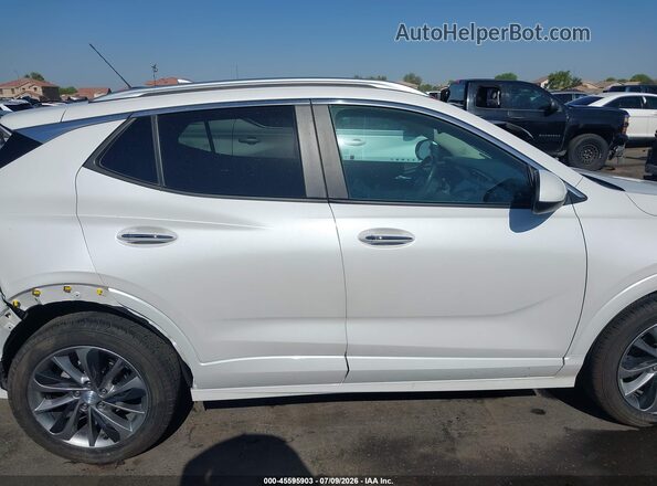 KL4MMBS23NB093800 2022 BUICK ENCORE White Widok wnętrza 360 stopni