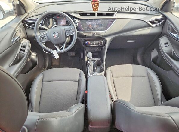 KL4MMBS23PB100988 2023 BUICK ENCORE White Вид панелі приладів
