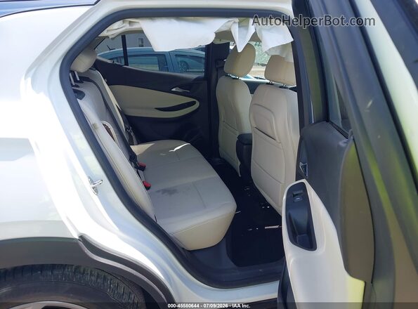 KL4MMBS26PB097813 2023 BUICK ENCORE White VIN կոդի պիտակի տեսք