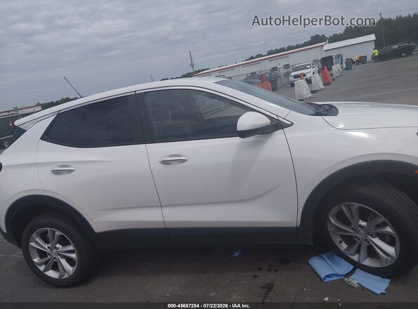 KL4MMCSL3NB108794 2022 BUICK ENCORE White Widok wnętrza z tyłu