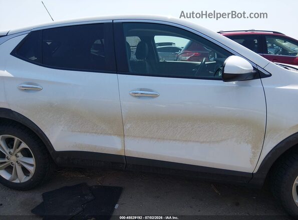 KL4MMCSL5PB020798 2023 BUICK ENCORE White Вид задньої частини салону
