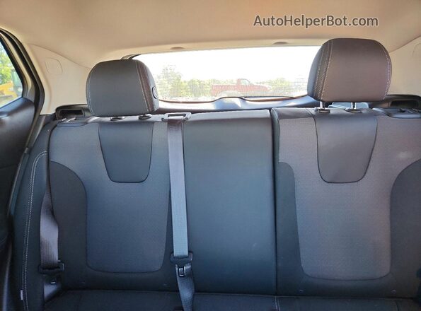 KL4MMCSL9NB055048 2022 BUICK ENCORE Charcoal Widok tylnych siedzeń