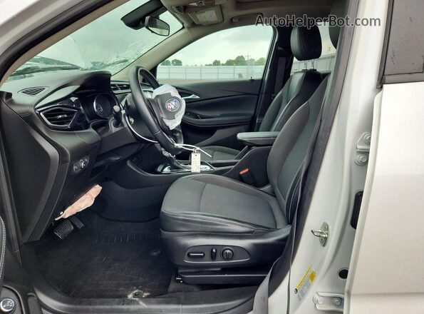 KL4MMDS20MB084059 2021 BUICK ENCORE White Widok wnętrza z przodu